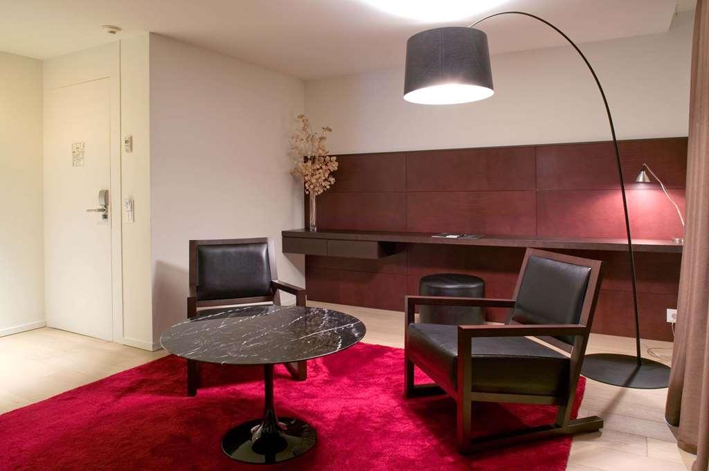 Mercer Casa Torner I Gueell Вілафранка-дель-Пенедес Номер фото
